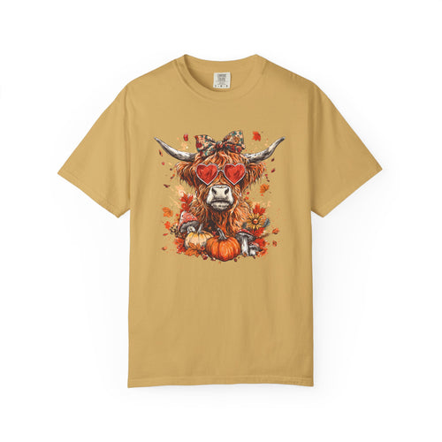 Autumn Highland Cow T-Shirt, Cute Fall Shirt, Unisex Graphic Tee, Harvest Gift, Cozy Sweatshirt Alternative