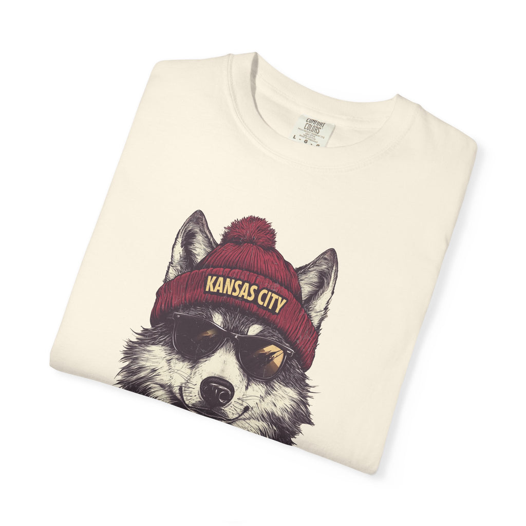 Kansas City Chiefs Football Wolf Spirit Animal Mascot T-Shirt, Unisex Football SeasonnTee, Wolf Design, Cool Graphic Shirt, Gift for Sprit Animal Lovers, Casualwear